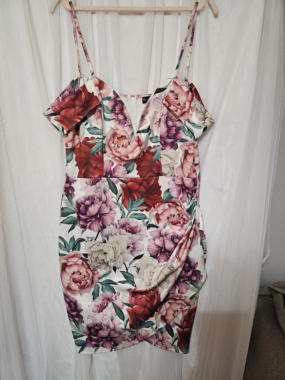 Fashion to Figure Floral Off-Shoulder Spaghetti Strap Mini Dress in Multi-Color